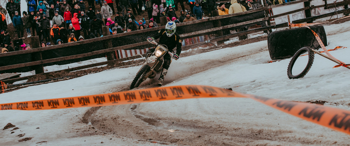 Banner Paitsi 2019 su - foto Milla Vahtila (35 of 61)